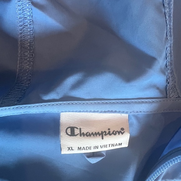 UNC raincoat size XL - Picture 3 of 3